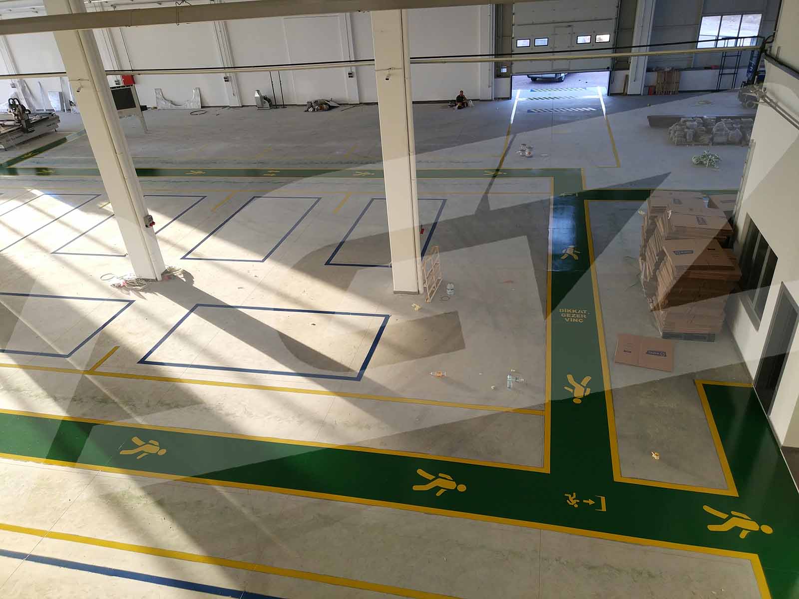 Üretim Alanlarında Beton Zemin Boyama Uygulamaları